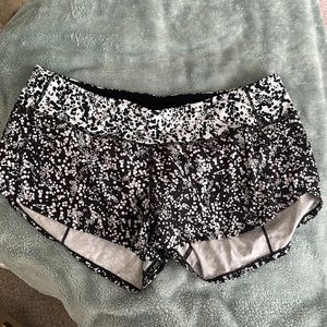 Lululemon speed up short 2.5